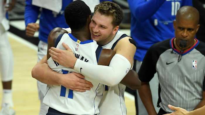 03F857AC-5A31-4D34-B395-FE2C248A9B4E